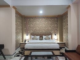 Hotel Rising Sun