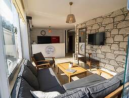 Belong Hotel