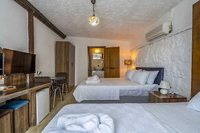 Belong Hotel