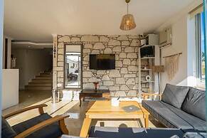 Belong Hotel
