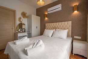 Belong Hotel