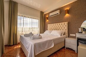 Belong Hotel