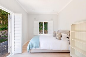 Sublime Five bed Property in Glorious Setting