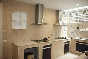 Narong Ek Residence View & Pool Villa