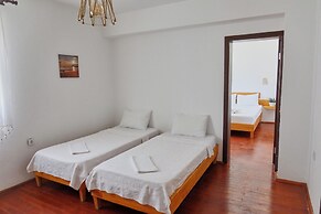 Lefkofris Otel