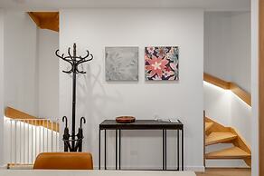 StayCentral Brunswick Central Townhouse