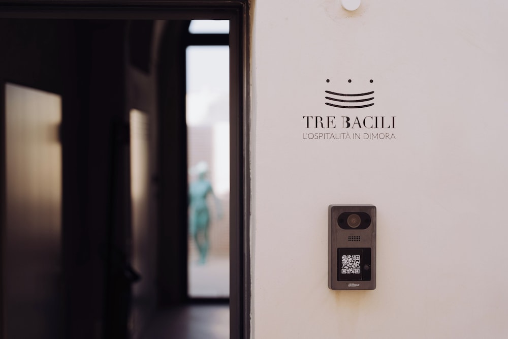I Tre Bacili