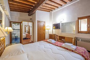 Hotel City