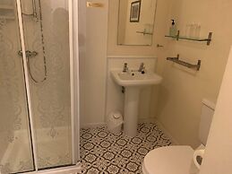 Marlow Lodge Hotel