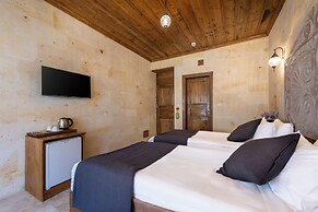 Rocca Stone House