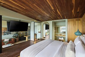 The Brown, Guatape, Autograph Collection