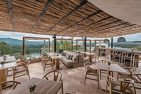 The Brown, Guatape, Autograph Collection