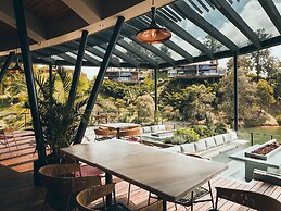 The Brown, Guatape, Autograph Collection