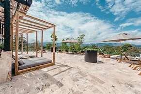 The Brown, Guatape, Autograph Collection