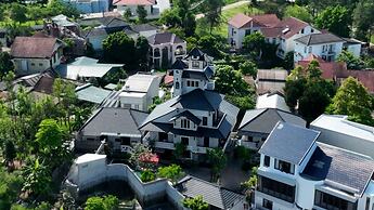 Iris Hill Villa Hue