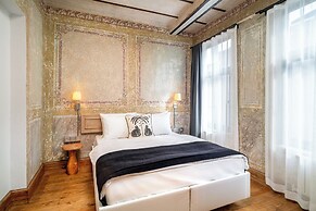 Urban Quarters - Büklü Han