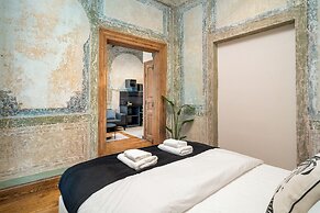 Urban Quarters - Büklü Han