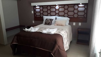9 Estrellas Hotel