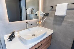 Yusufhan  Suites