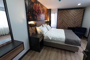Yusufhan  Suites