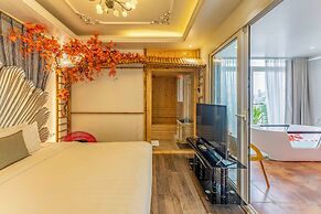 Mai Hotel