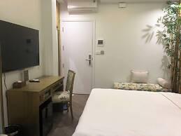 Mai Hotel