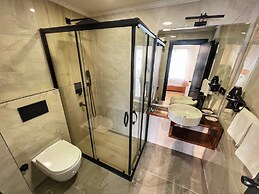 Oji Hotel