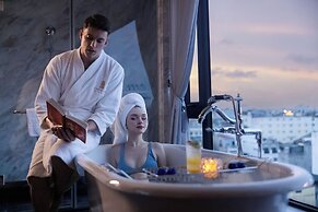 Le Chanvre Hanoi Hotel & Spa