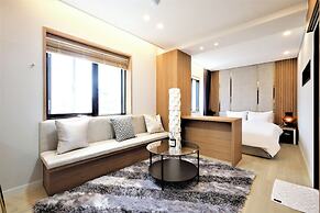 DELAMOUR Hotel