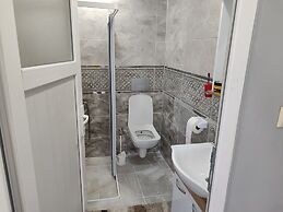 Cam Suites