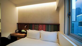 ST Signature Bugis Middle, SHORT OVERNIGHT, 11 hours: 8PM-7AM