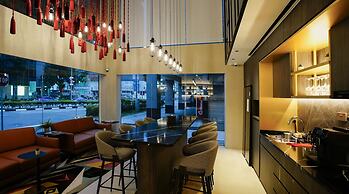 ST Signature Bugis Middle, SHORT OVERNIGHT, 11 hours: 8PM-7AM