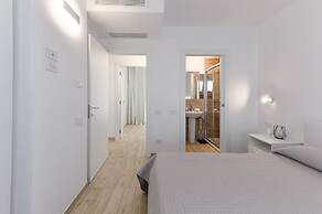 Stunning Capo Falcone Apartments 2bed