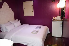 HOTEL  MARIGOLD