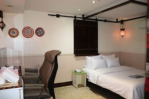 HOTEL  MARIGOLD
