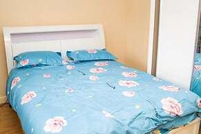 2bed House- Dudley-garden-wifi-tv