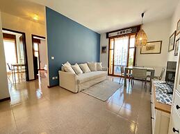 Bright Apartment by the sea