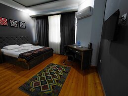 The Art Hotel