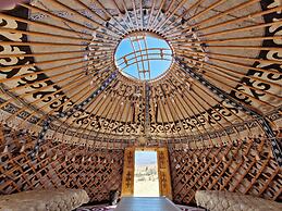 Agat Yurt Camp