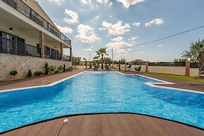 Villa Leon