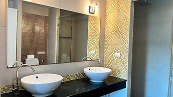 6-37 - 2 Bdr Condo With Balcony and Shared Pool