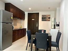 6-37 - 2 Bdr Condo With Balcony and Shared Pool