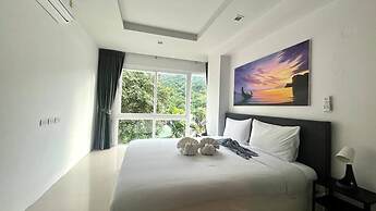 6-37 - 2 Bdr Condo With Balcony and Shared Pool