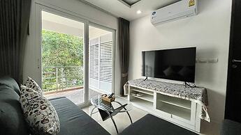 6-37 - 2 Bdr Condo With Balcony and Shared Pool