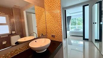 6-37 - 2 Bdr Condo With Balcony and Shared Pool