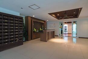 6-37 - 2 Bdr Condo With Balcony and Shared Pool