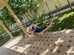 Green Apple Hotel