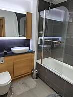 1-bed Apartment - Sleeps 3 - Parking - Wifi