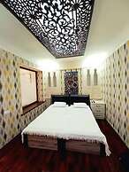 Colibri Traditional Hotel