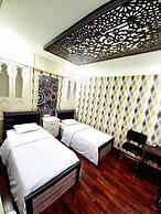 Colibri Traditional Hotel